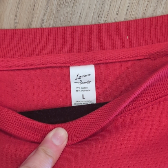 NWOT Red North Pole Brewing Co Sweater - Picture 2 of 2